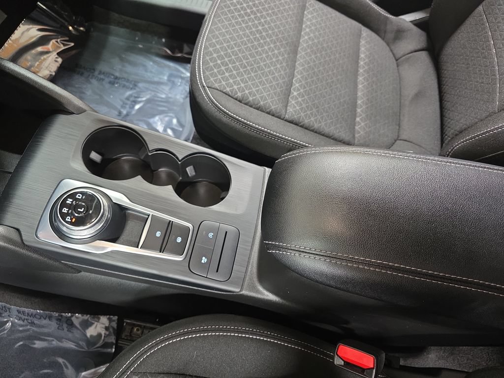 Used 2025 Ford Escape Active AWD/4WD image 23