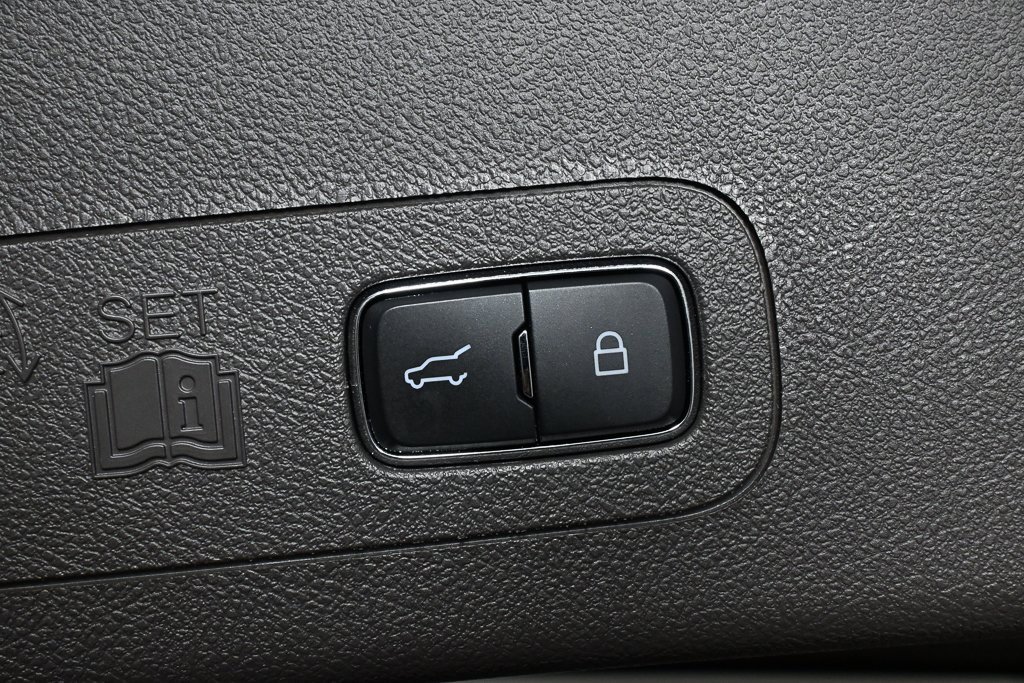 Used 2022 Lincoln Aviator Reserve w/ Equipment Group 201A image 31