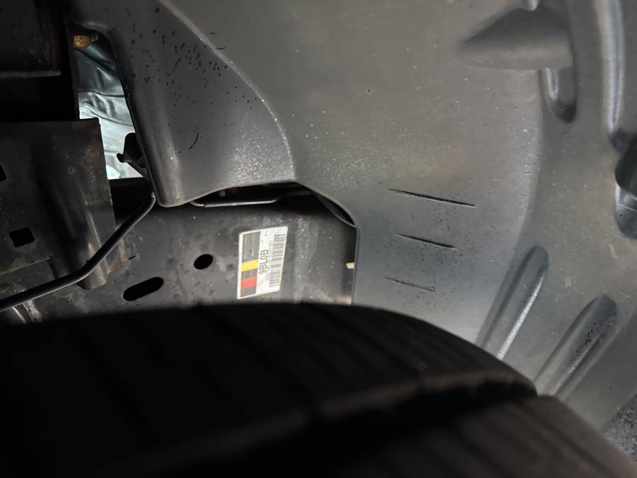 Used 2018 Nissan Frontier SV image 40