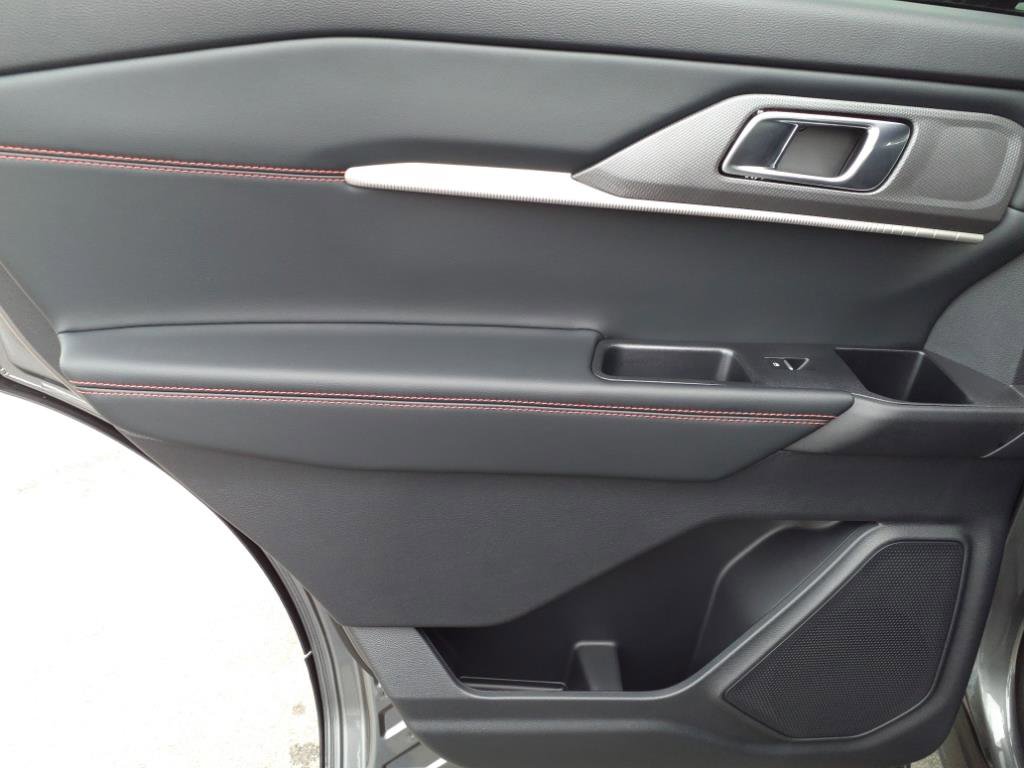 New 2025 Ford Explorer ST-Line w/ Premium Package image 14
