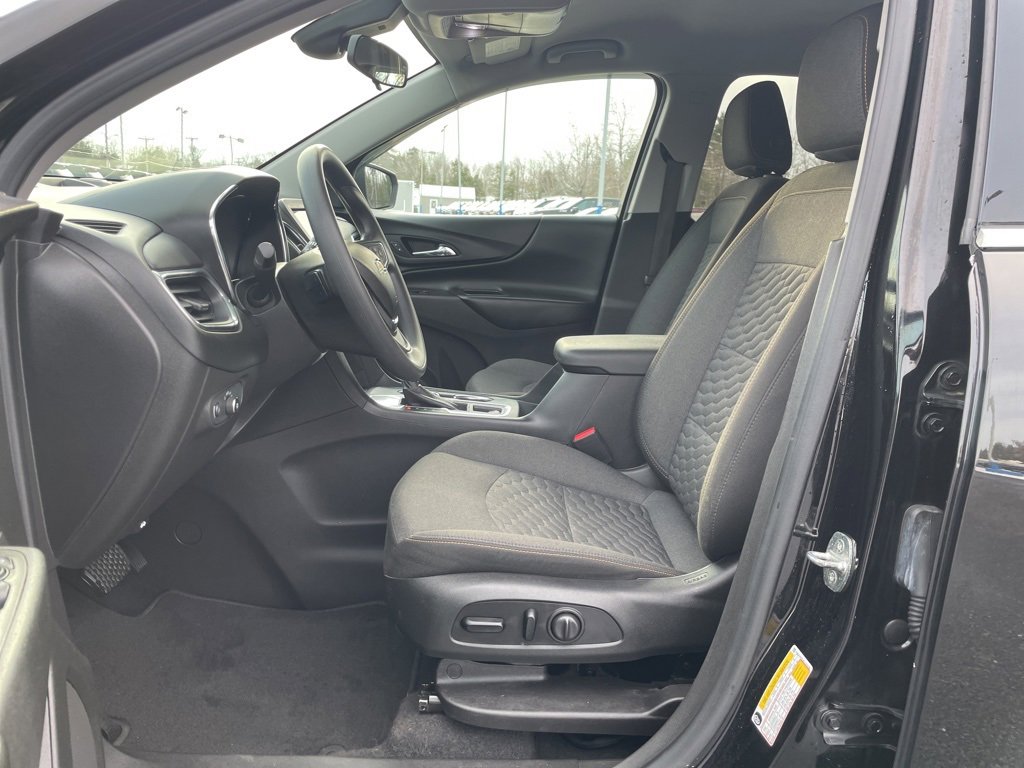 Used 2020 Chevrolet Equinox LT image 23