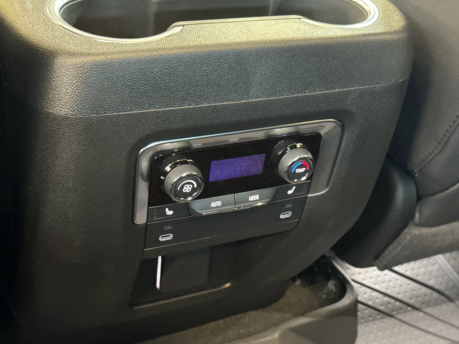 New 2026 Chevrolet Tahoe Premier w/ Sun And Tow Package image 13