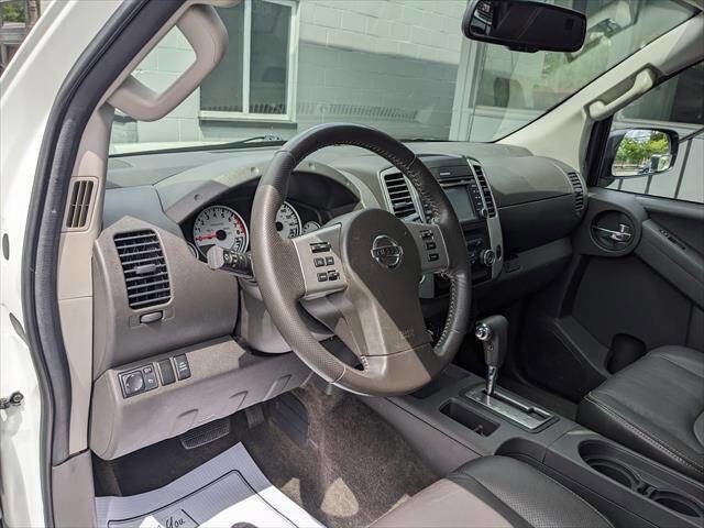 Used 2015 Nissan Xterra PRO-4X w/ Pro-4x Leather Package AWD/4WD image 10