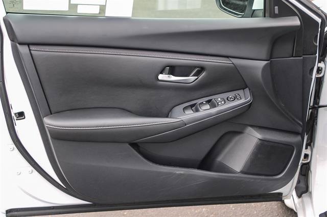 Used 2024 Nissan Sentra SV image 19