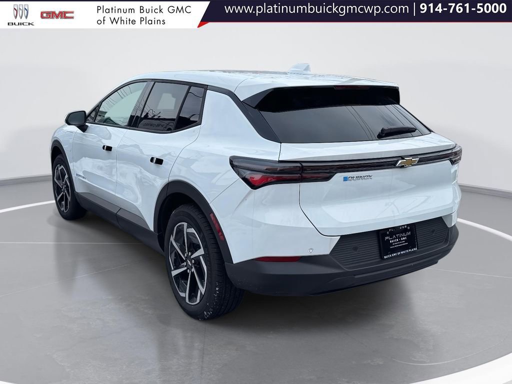 Used 2025 Chevrolet Equinox EV LT w/ Comfort Package image 5