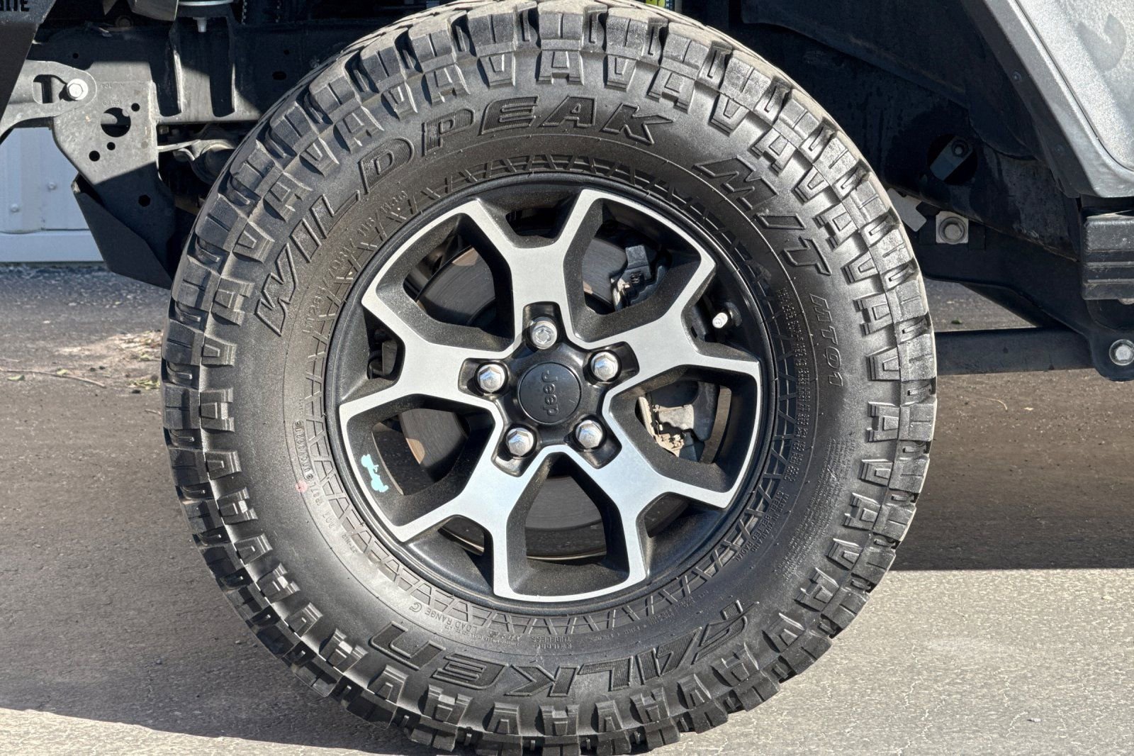 Used 2018 Jeep Wrangler Unlimited Rubicon AWD/4WD image 27