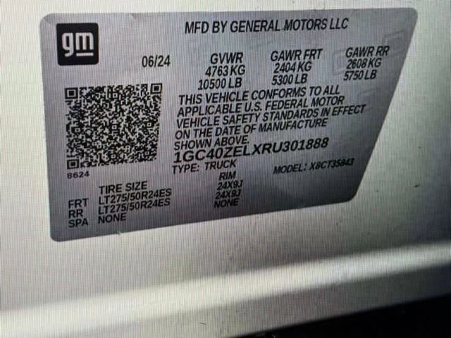 Used 2024 Chevrolet Silverado EV RST AWD/4WD image 43