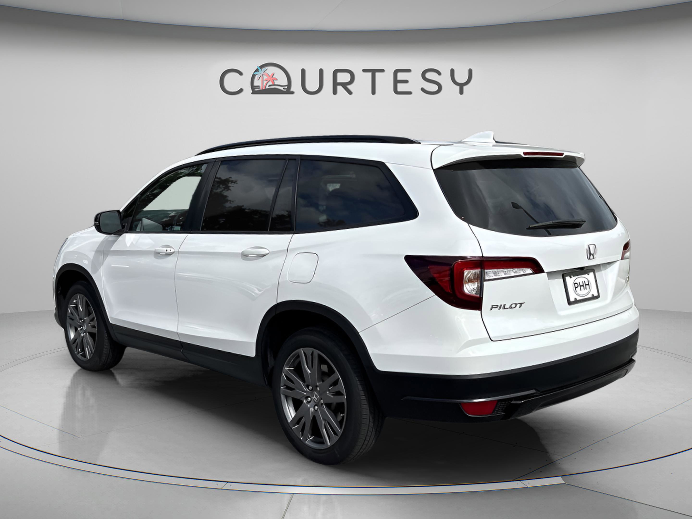 Used 2022 Honda Pilot Sport image 5