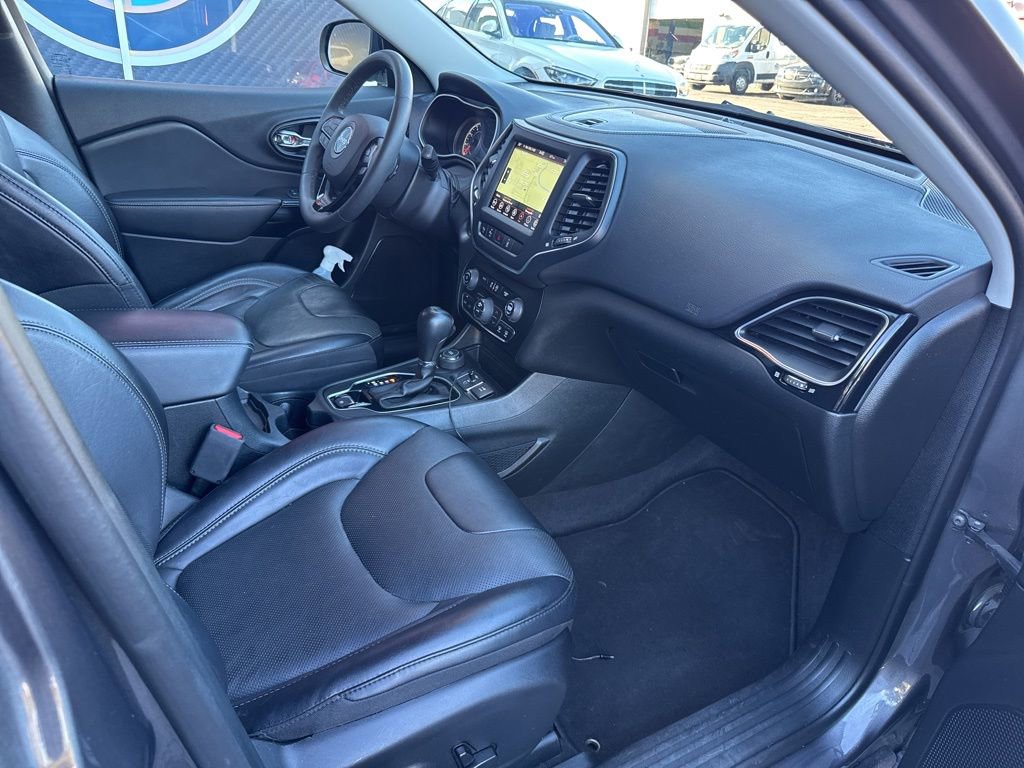 Used 2023 Jeep Cherokee Altitude Lux AWD/4WD image 59