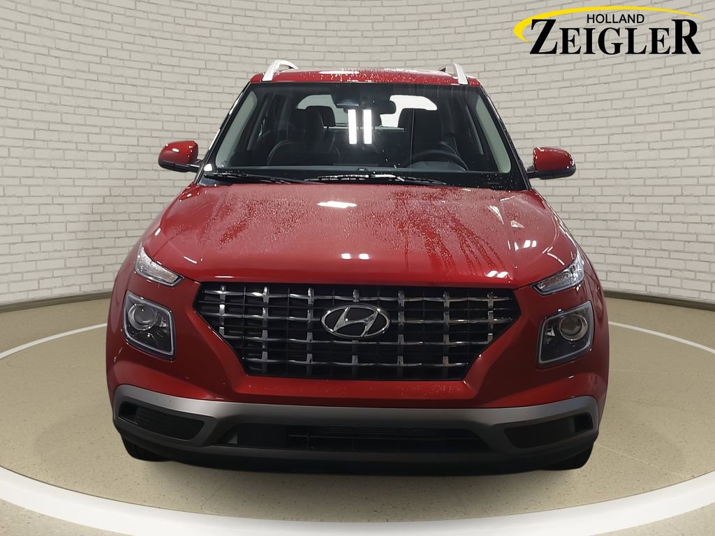 New 2025 Hyundai Venue Limited image 2