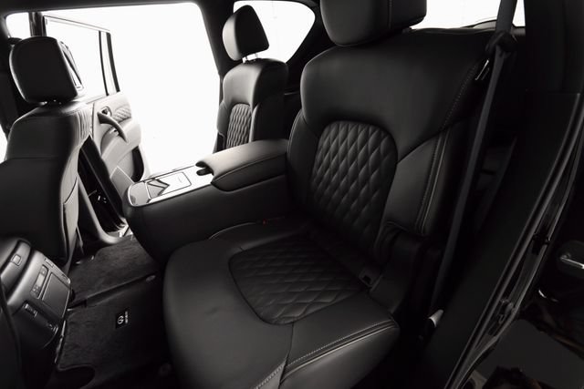 Used 2023 INFINITI QX80 Sensory AWD/4WD image 19