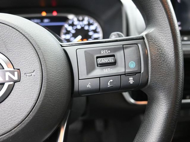 Used 2022 Nissan Rogue SV FWD image 7