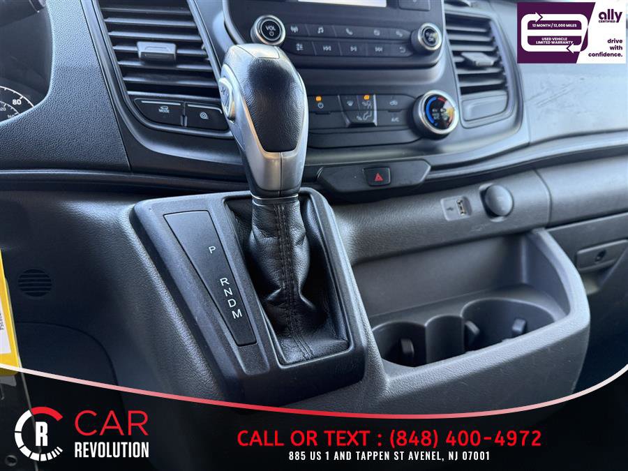 Used 2023 Ford Transit 250 Medium Roof AWD image 17