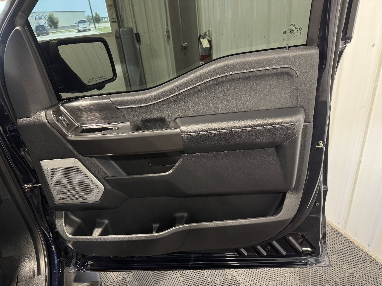 Used 2024 Ford F150 Lariat w/ Equipment Group 502A High AWD/4WD image 16