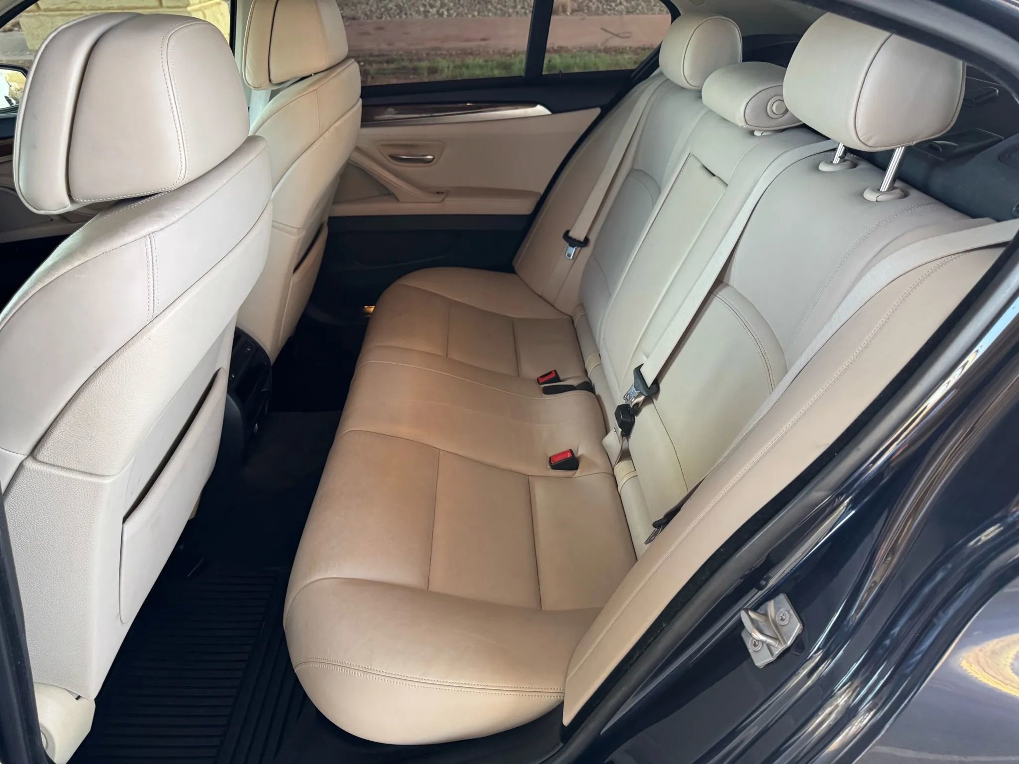 Used 2013 BMW 550i Sedan image 19