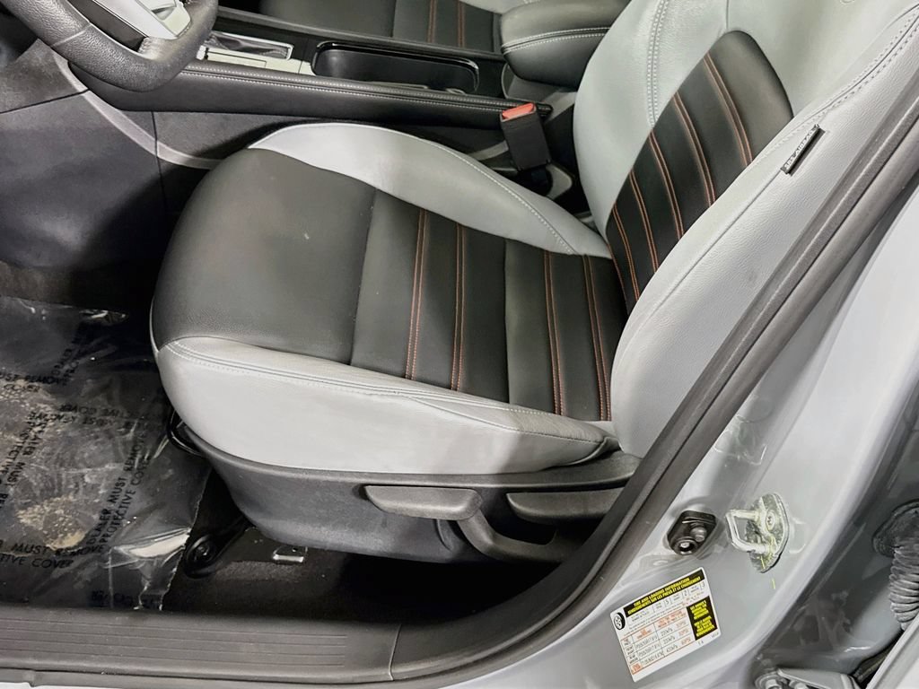 Certified 2023 Nissan Kicks SR w/ SR Premium Package FWD image 23