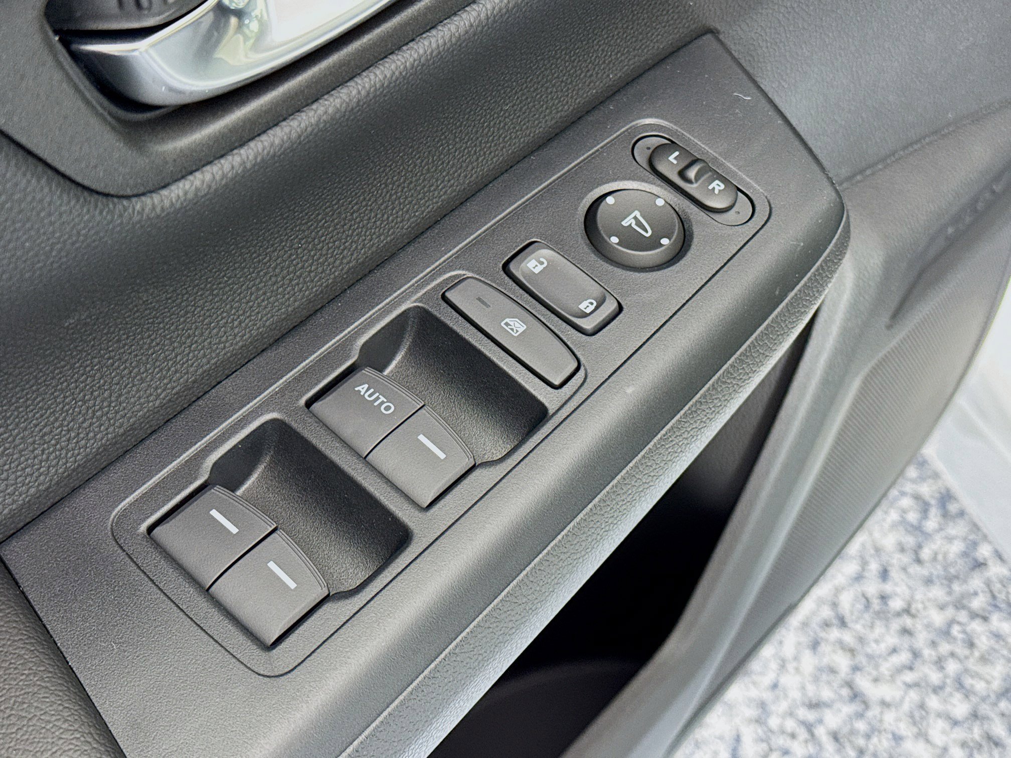 New 2026 Honda CR-V LX image 17