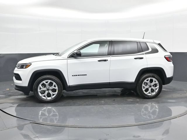 Used 2025 Jeep Compass Sport w/ Mopar Graphics Package AWD/4WD image 26