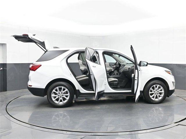 Used 2021 Chevrolet Equinox LS w/ LS Convenience Package image 52