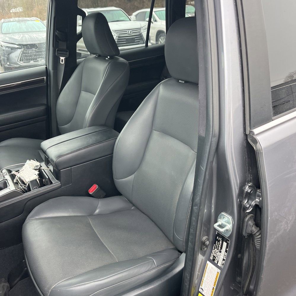 Used 2022 Lexus GX 460 Premium w/ Premium Plus Package image 8