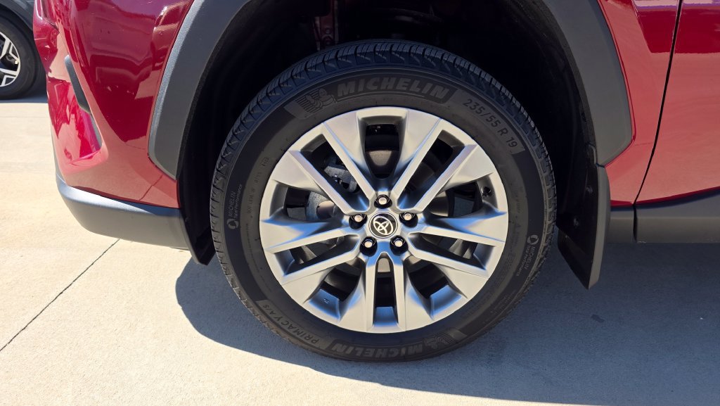 Used 2025 Toyota RAV4 XLE Premium w/ Weather Package AWD/4WD image 10