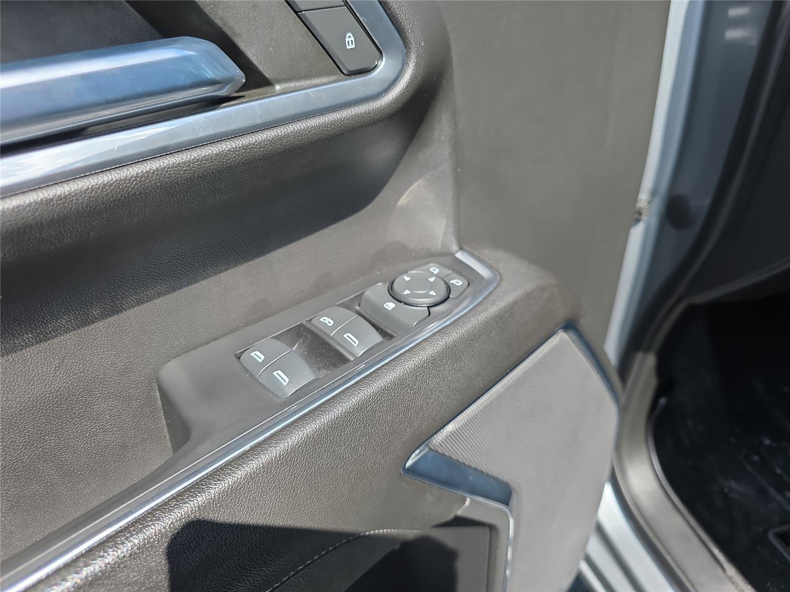 Used 2023 GMC Sierra 1500 Elevation AWD/4WD image 18