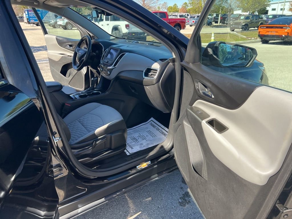 Used 2021 Chevrolet Equinox LT image 40