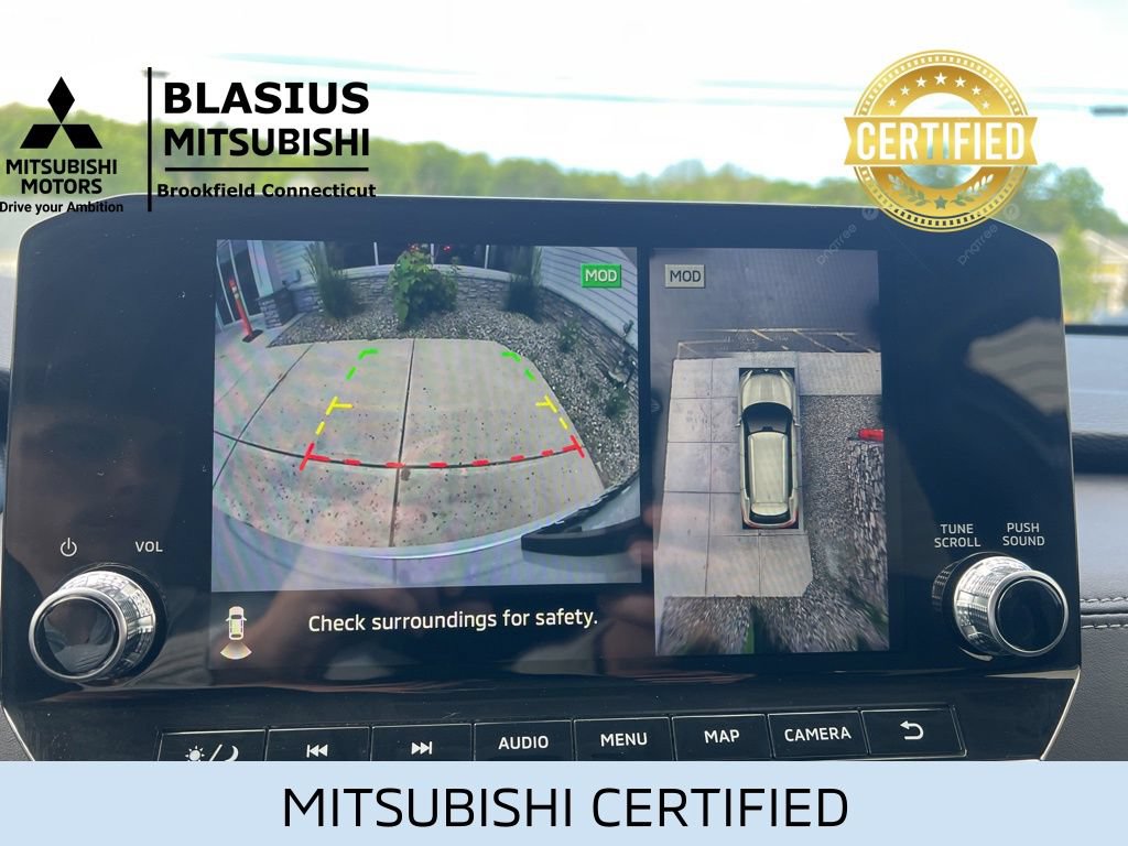 Used 2024 Mitsubishi Outlander 4WD Plug-In Hybrid image 26