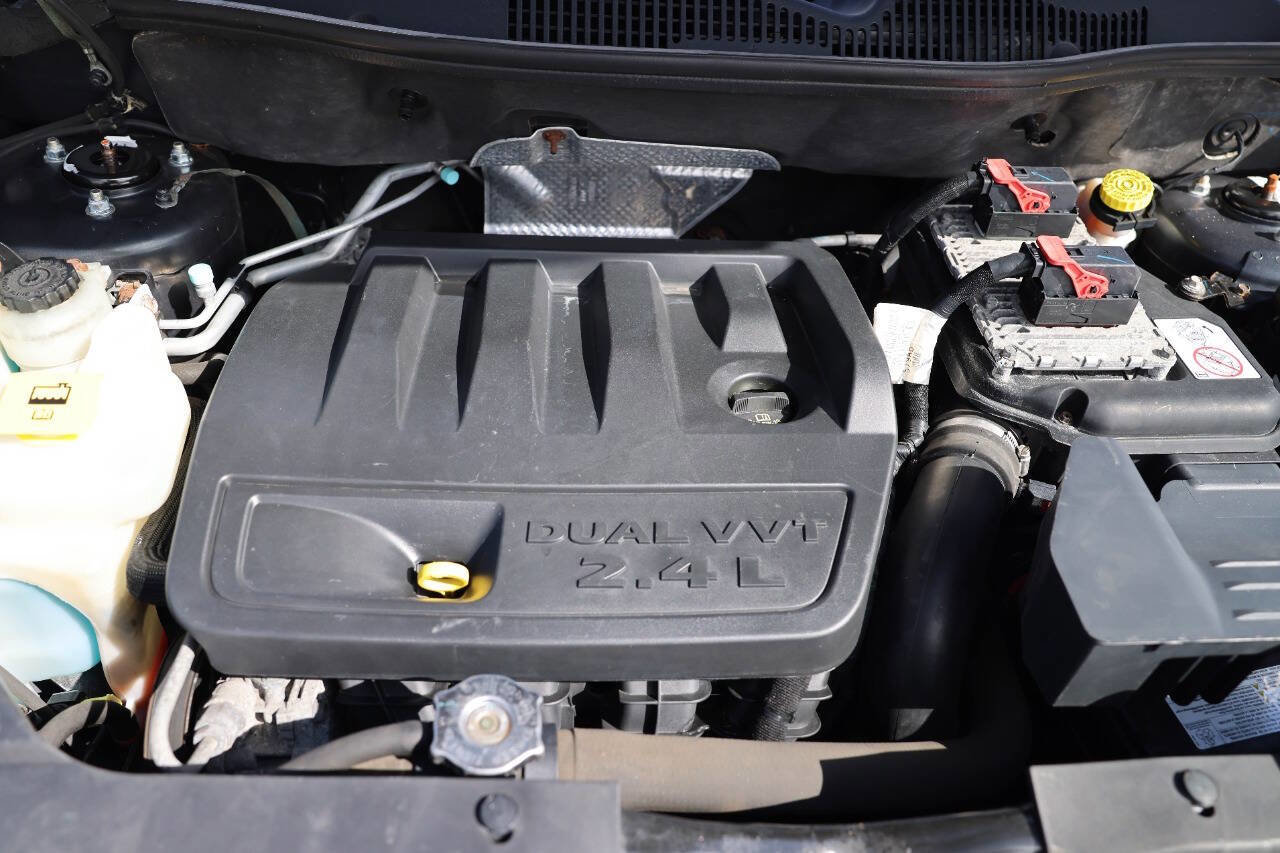 Used 2014 Jeep Compass Latitude w/ Sun/Sound Group image 37