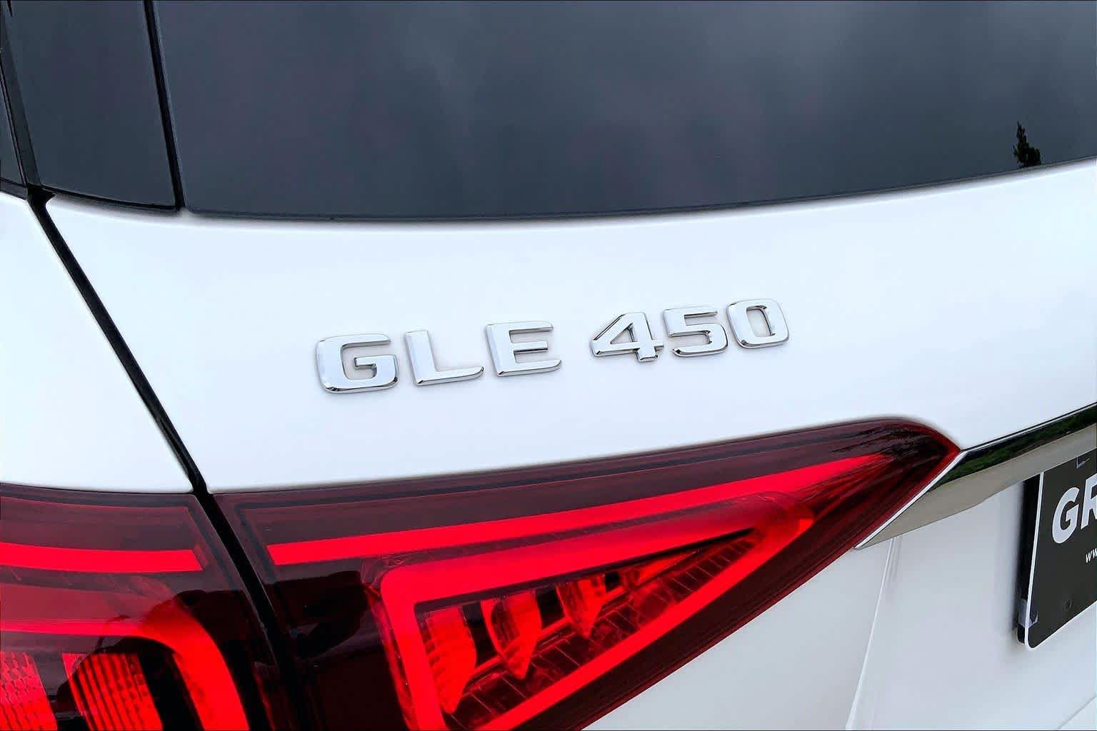 Used 2021 Mercedes-Benz GLE 450 4MATIC image 25
