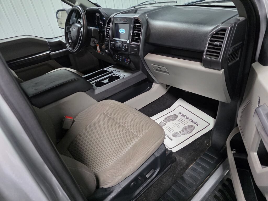 Used 2019 Ford F150 XLT w/ Equipment Group 302A Luxury AWD/4WD image 8
