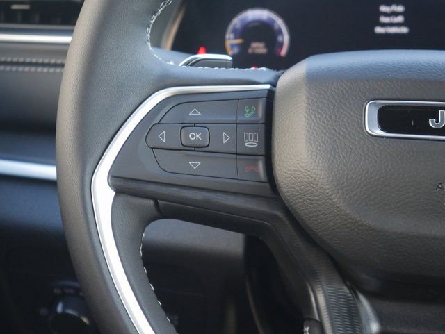 New 2025 Jeep Grand Cherokee L Altitude image 18