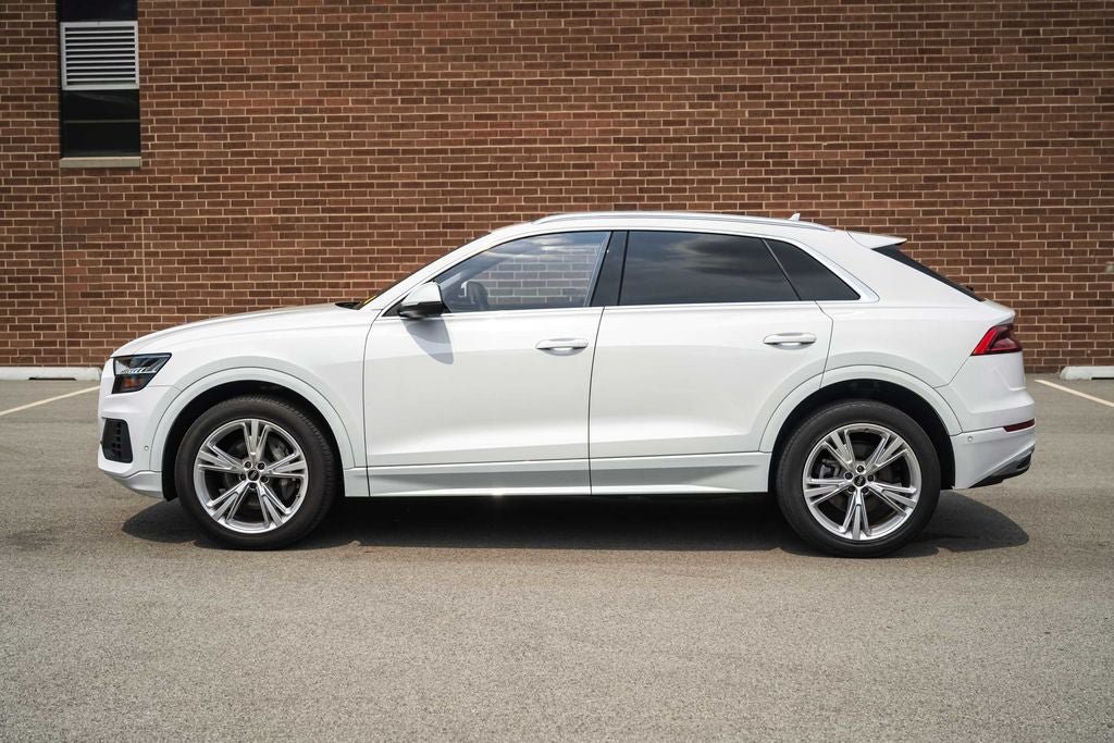 Used 2023 Audi Q8 Premium Plus w/ Premium Plus Package AWD/4WD image 3