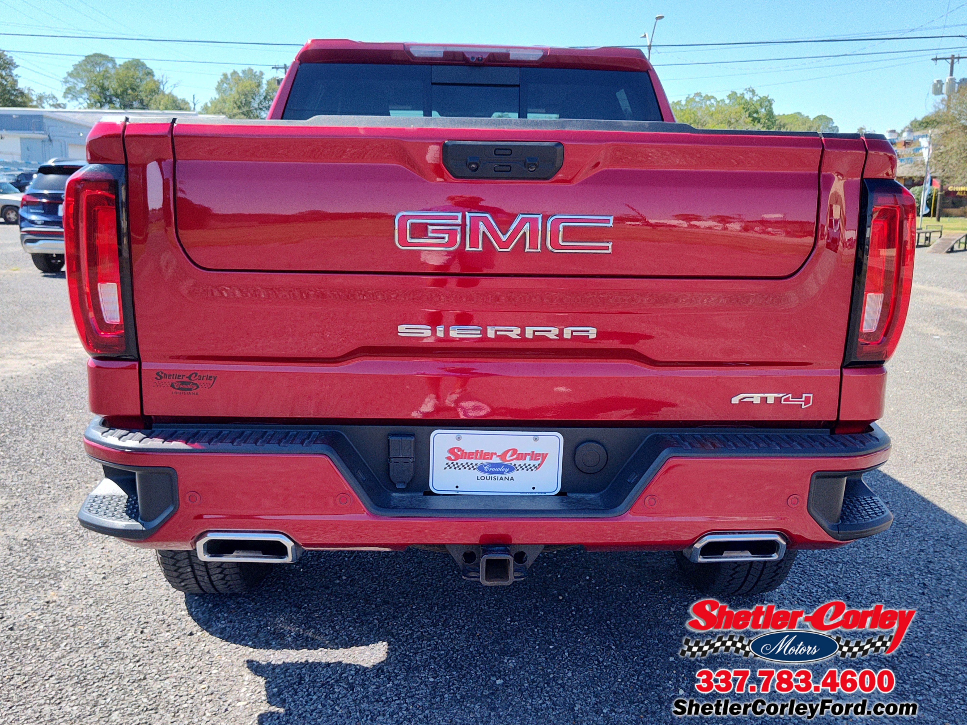 Used 2024 GMC Sierra 1500 AT4 w/ Technology Package image 5