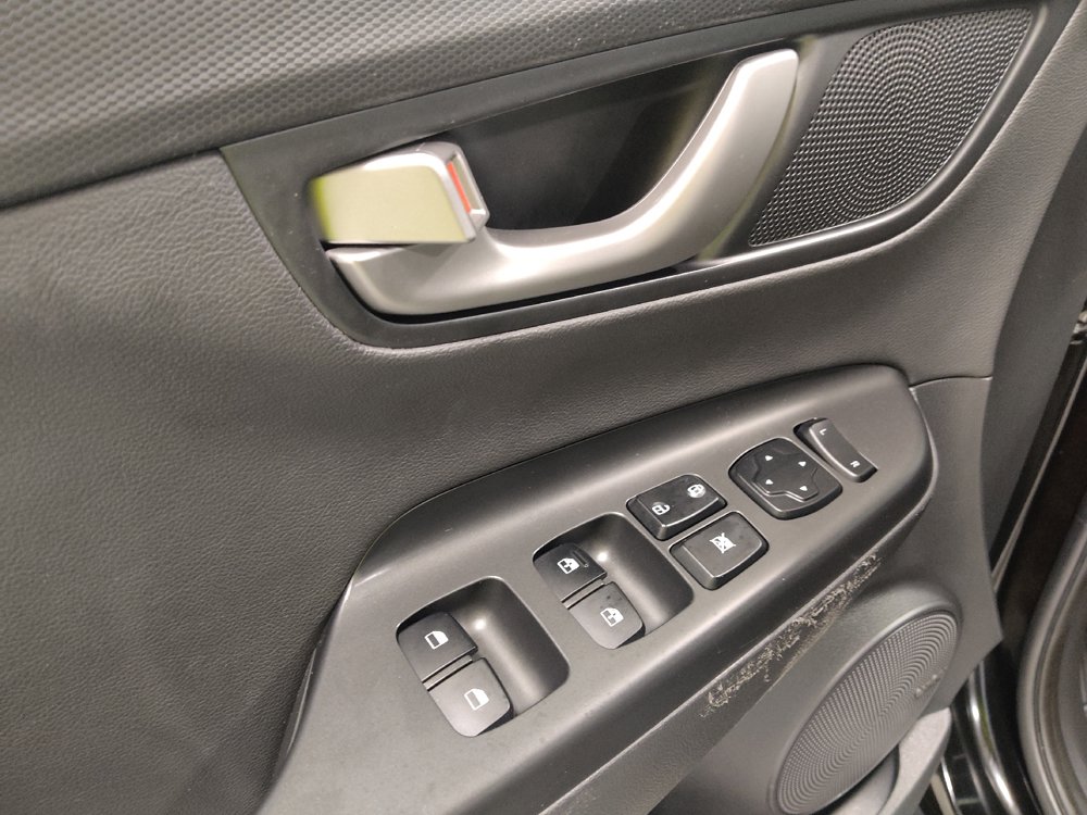 Used 2020 Hyundai Kona Ultimate FWD image 27
