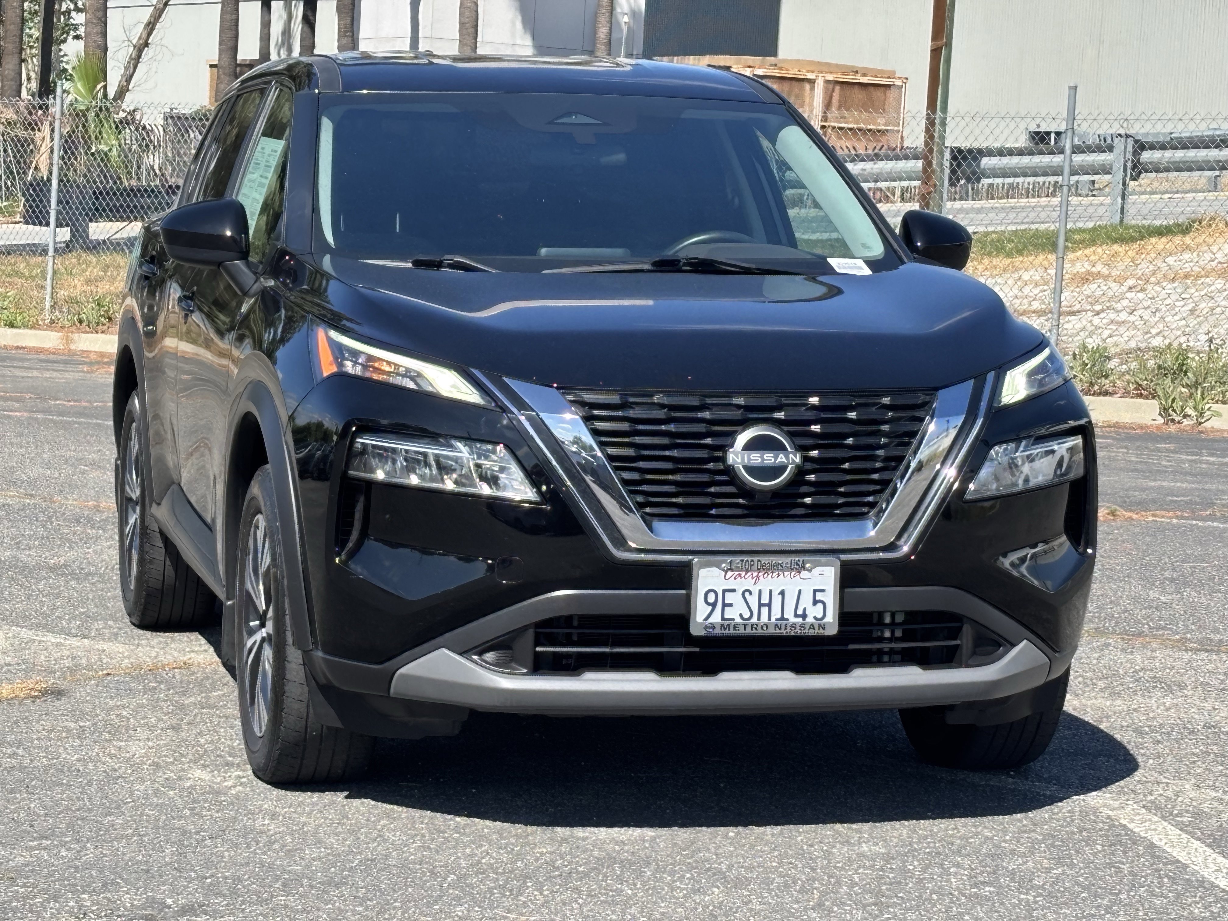 Used 2023 Nissan Rogue SV FWD image 8