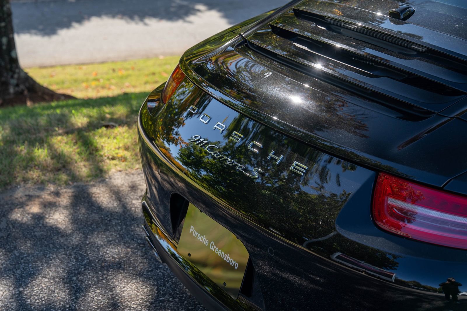 Used 2016 Porsche 911 Carrera S image 14