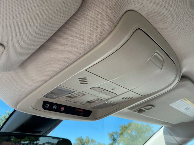 Used 2018 Cadillac XT5 Premium Luxury AWD/4WD image 30