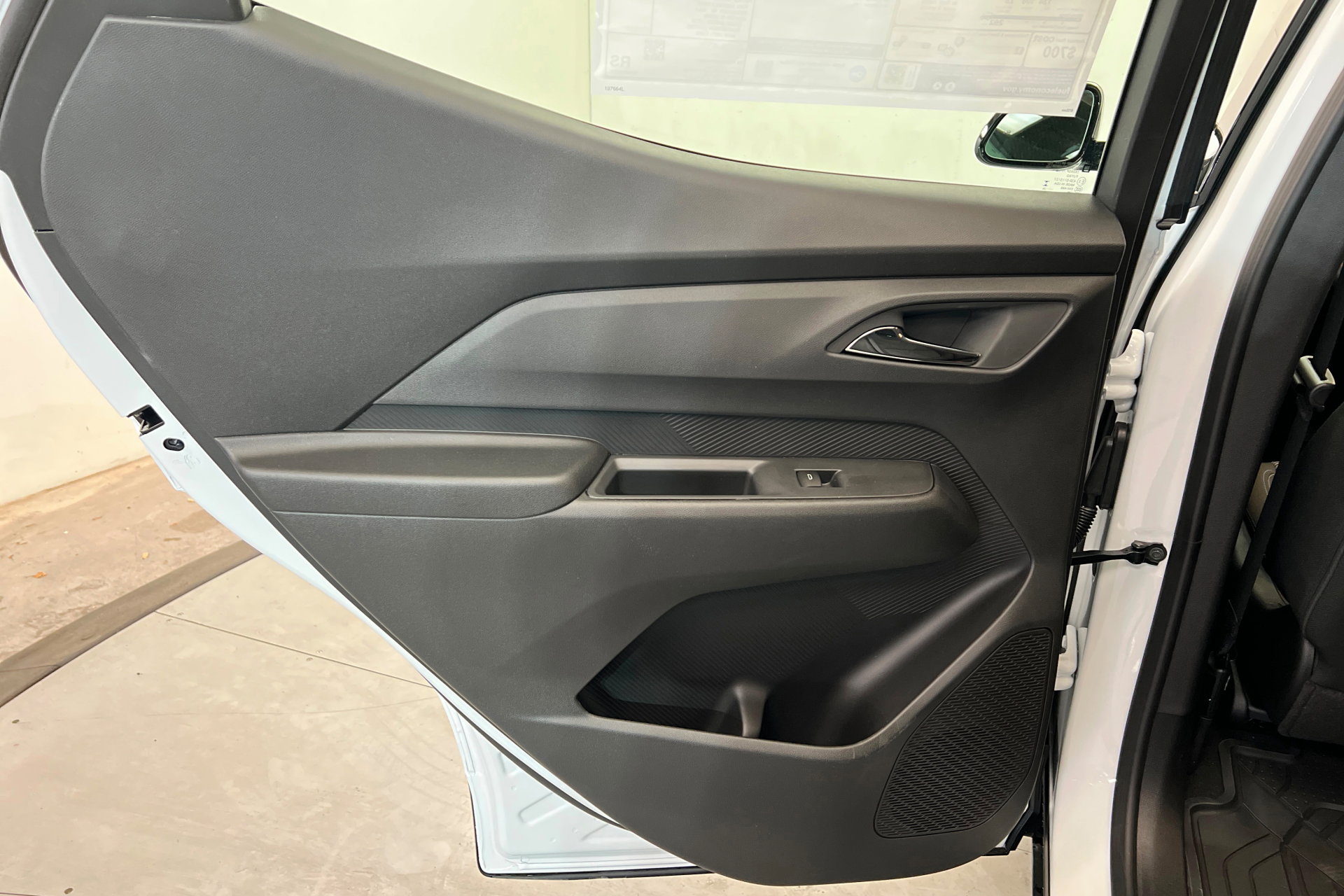 New 2027 Chevrolet Bolt LT w/ Comfort Package image 20