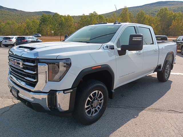 New 2026 GMC Sierra 2500 SLE w/ SLE Value Package; image 3
