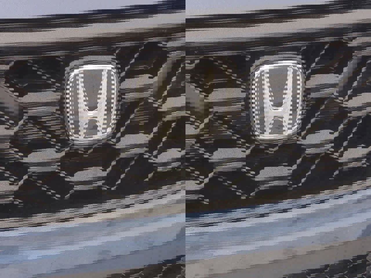 Used 2025 Honda CR-V Sport-L image 11