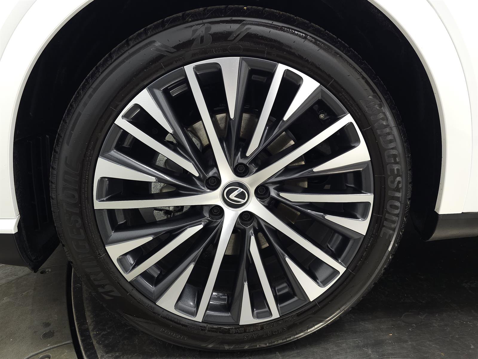 Used 2023 Lexus RX 350 Premium Plus w/ Accessory Package image 13