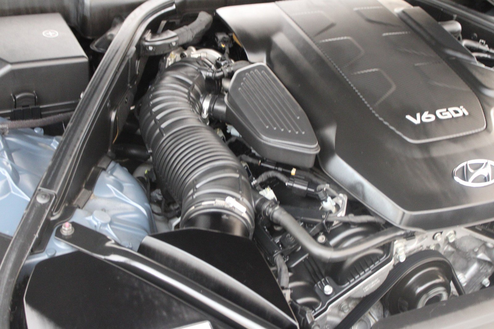 Used 2015 Hyundai Genesis 3.8 image 31