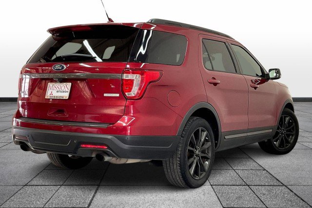Used 2018 Ford Explorer XLT w/ Equipment Group 202A image 13