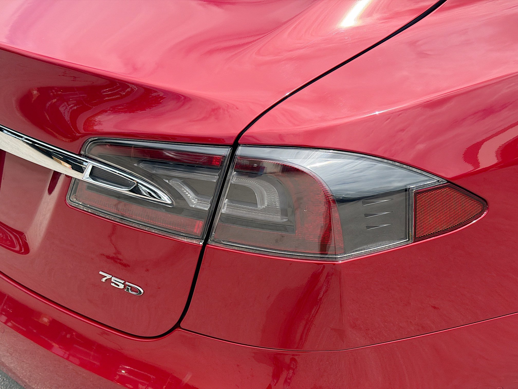 Used 2017 Tesla Model S 75D AWD/4WD image 26