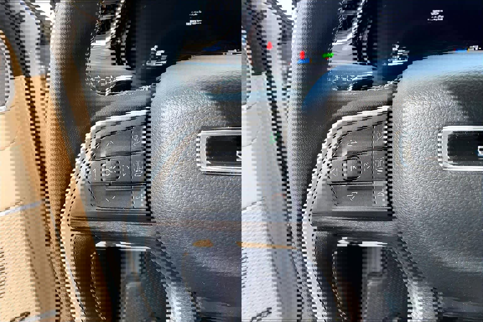 Used 2022 Jeep Grand Cherokee Limited 4xe w/ Luxury Tech Group II image 24