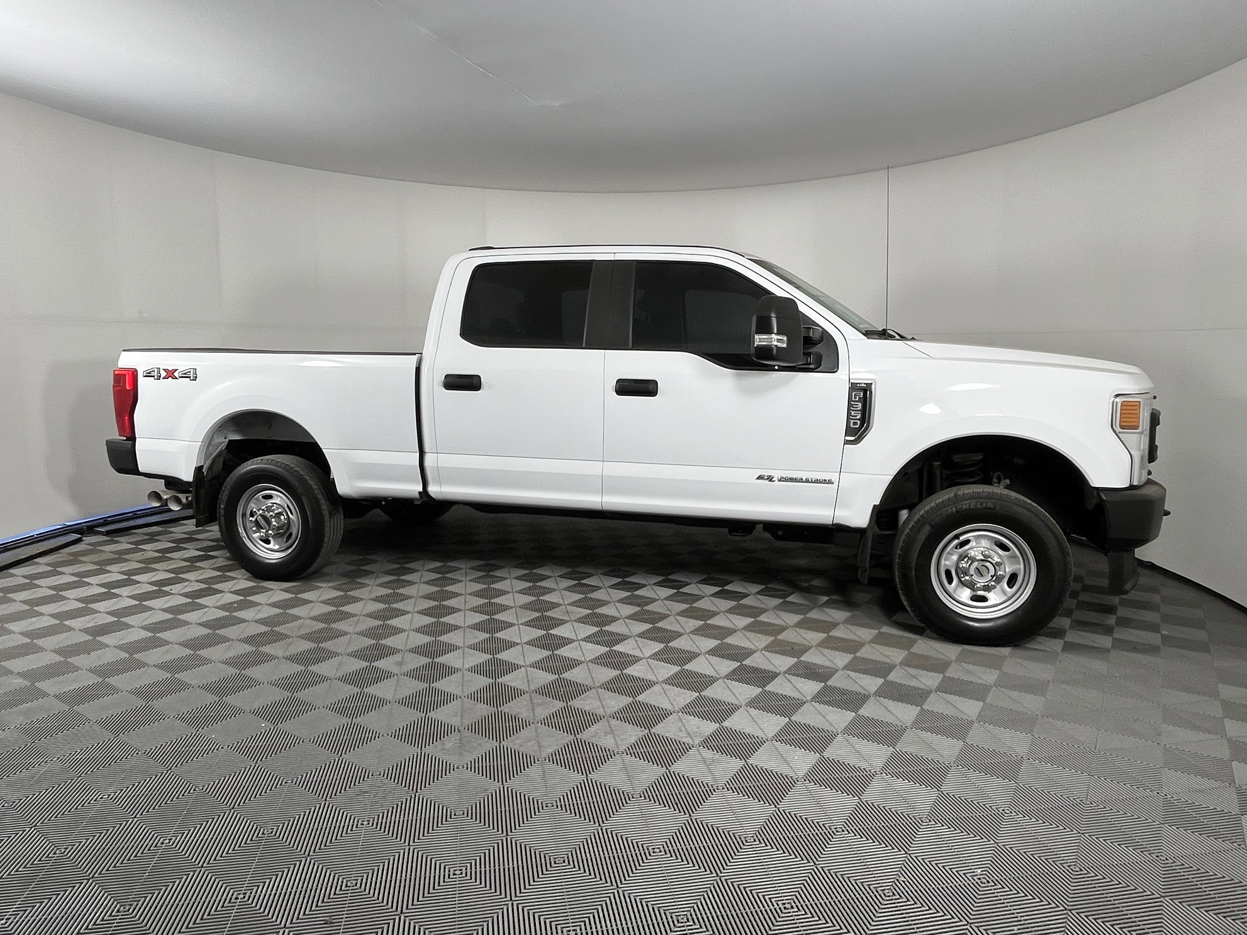 Used 2020 Ford F350 XL w/ Power Equipment Group AWD/4WD image 6