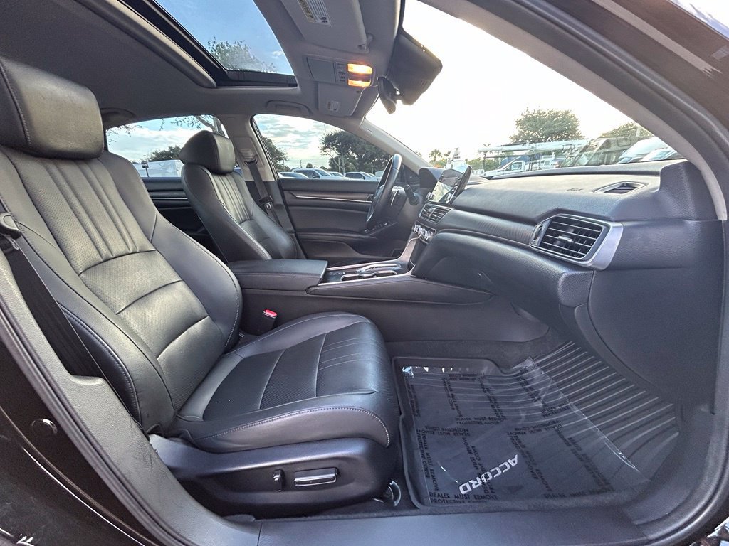 Used 2021 Honda Accord Touring image 25