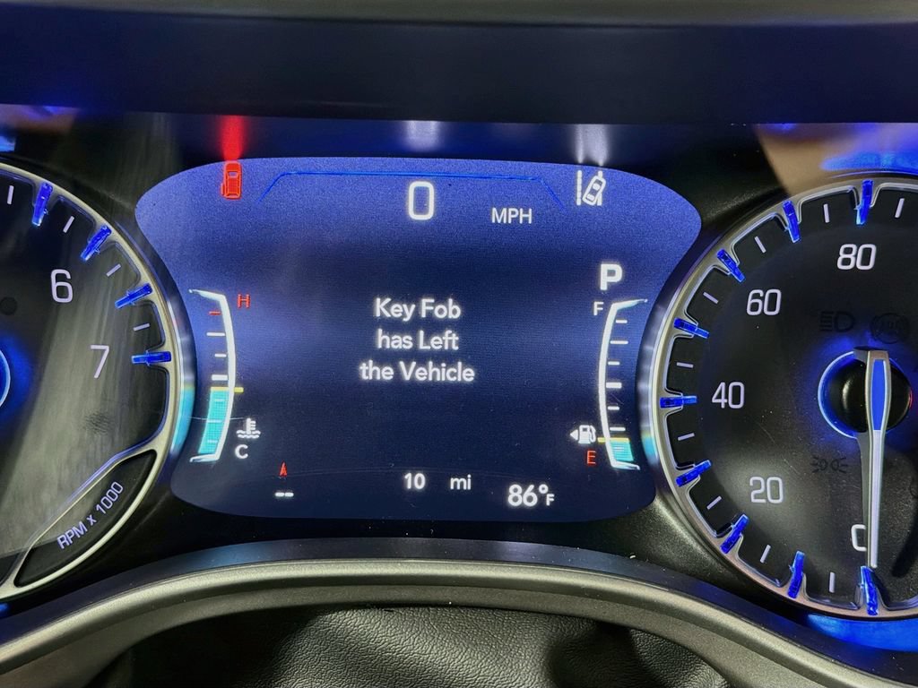 New 2027 Chrysler Pacifica Select AWD/4WD image 12