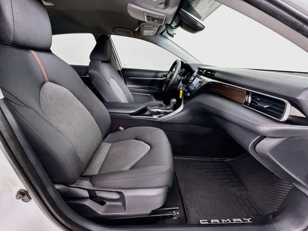 Certified 2020 Toyota Camry LE FWD image 29